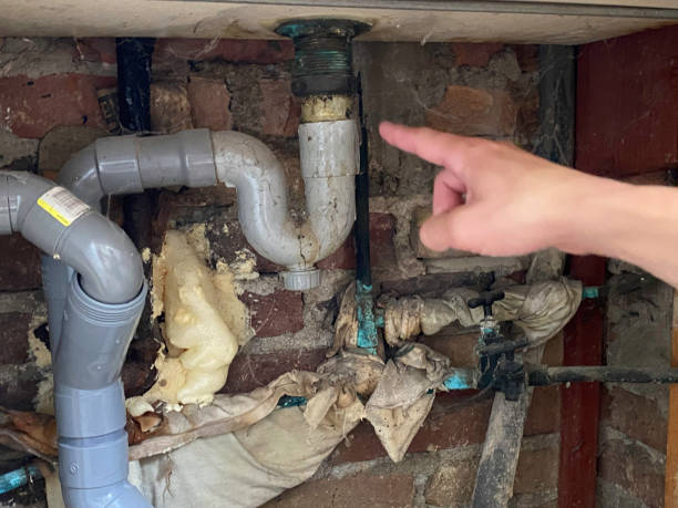 retro 1950's kitchen sewage with plumbing retro 1950's kitchen sewage with plumbing